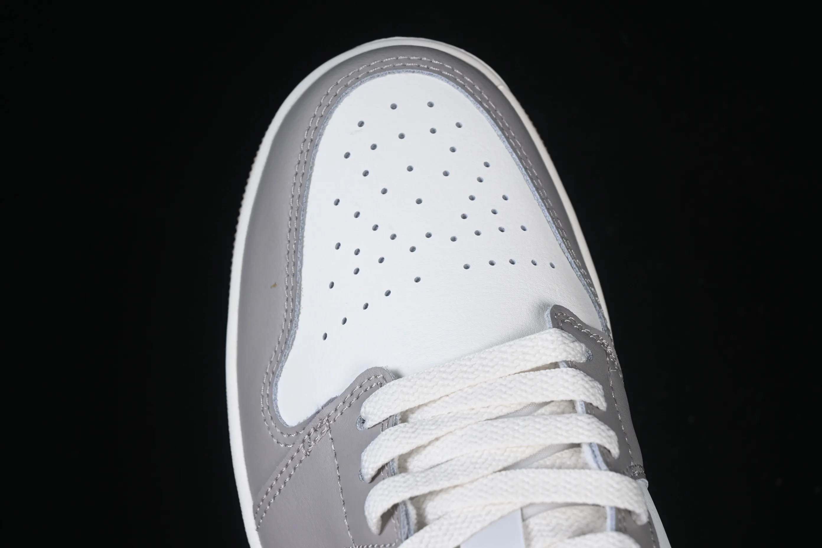 All categories Air Jordan Jordan series basketball shoes Air Jordan 1 Low G version pure original Air Jordan 1 Low AJ1 Joe 1 meter gray low-top retro culture basketball shoes 553558-169